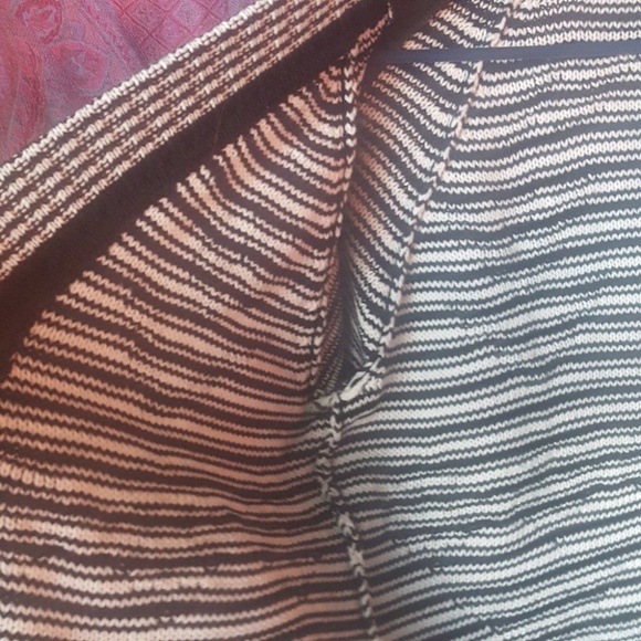 Thick Knit Black White Patterned Striped Winter Cardigan Sweater Jacket - Picture 8 of 9